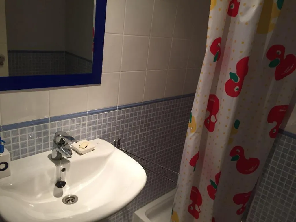 Apartamento De Lujo, 3 Habitaciones, Segunda Linea De Playa, En El Playazo De Vera